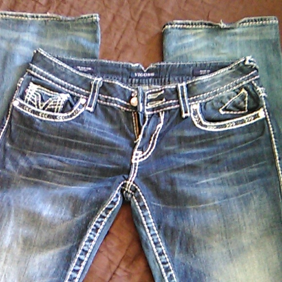 Jeans - Picture 3 of 4